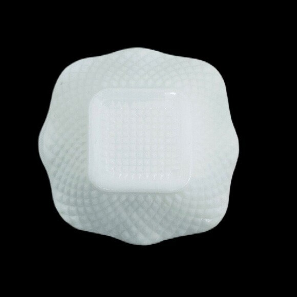 White Milk Glass Diamond Square Candy Trinket Dish Hazel Atlas - Picture 7 of 7